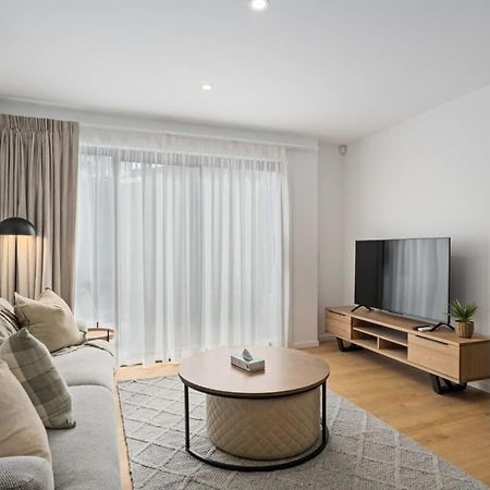 Alps And Lake Retreat Wanaka Albert Town 외부 사진