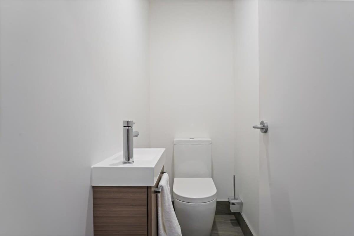 Alps And Lake Retreat Wanaka Albert Town 외부 사진