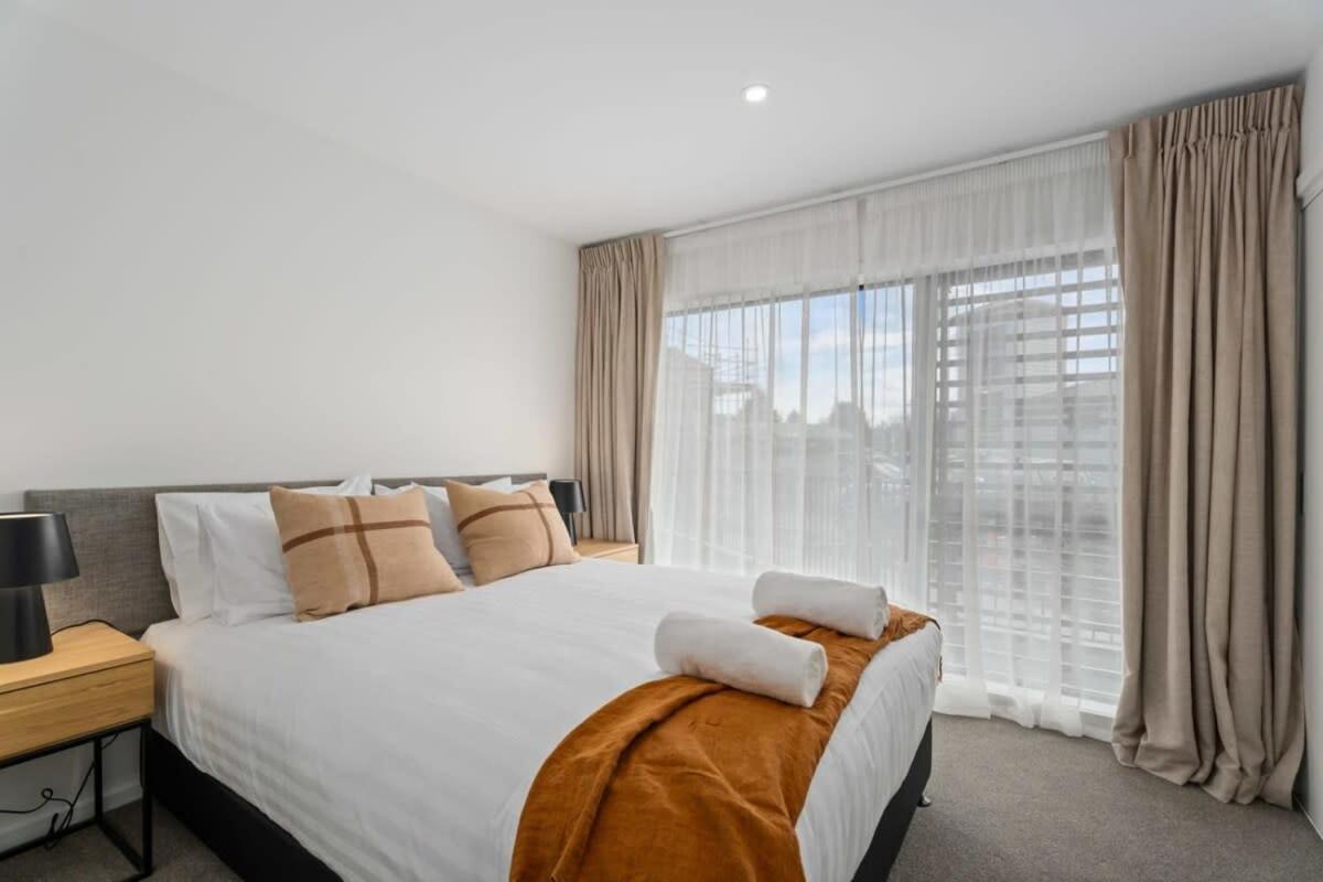 Alps And Lake Retreat Wanaka Albert Town 외부 사진