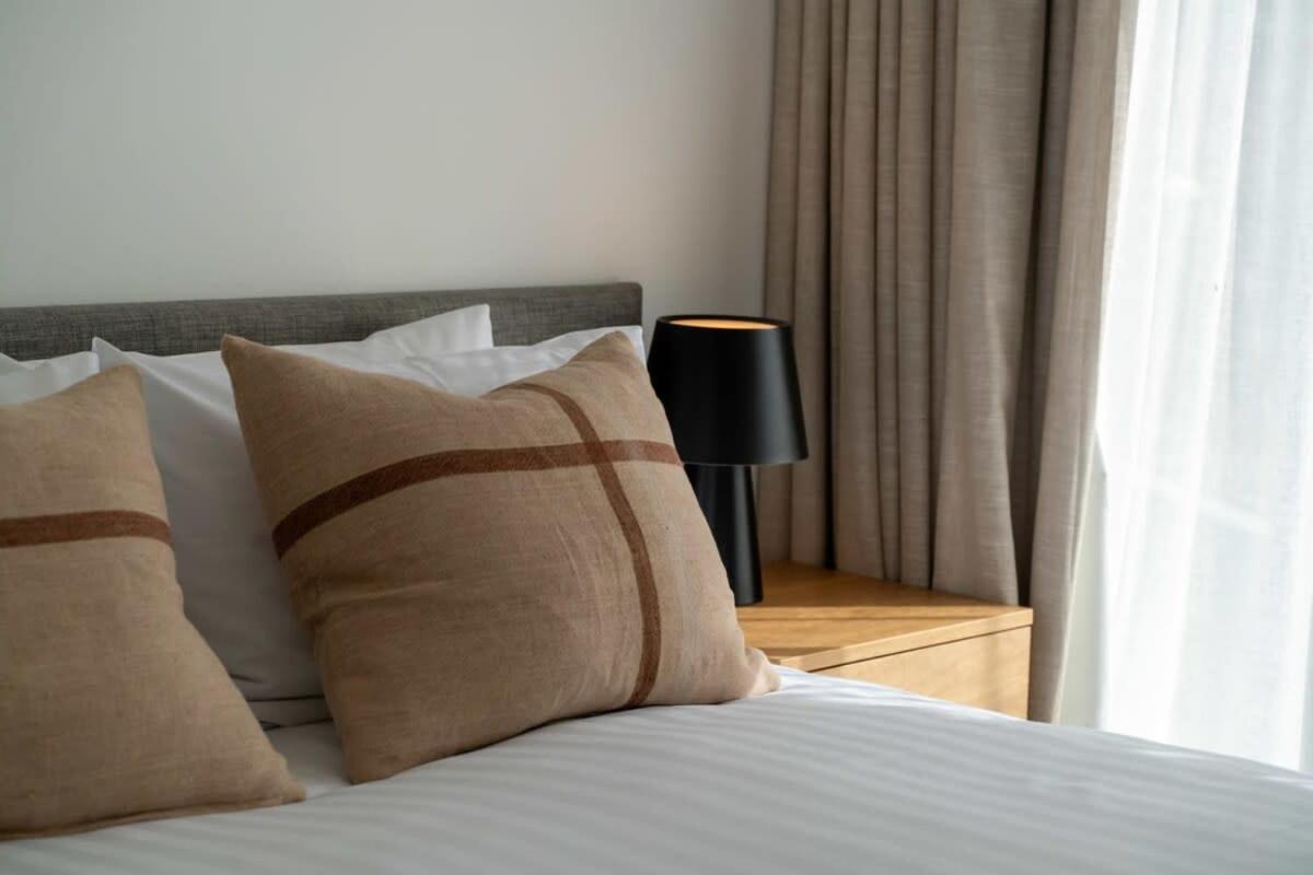 Alps And Lake Retreat Wanaka Albert Town 외부 사진