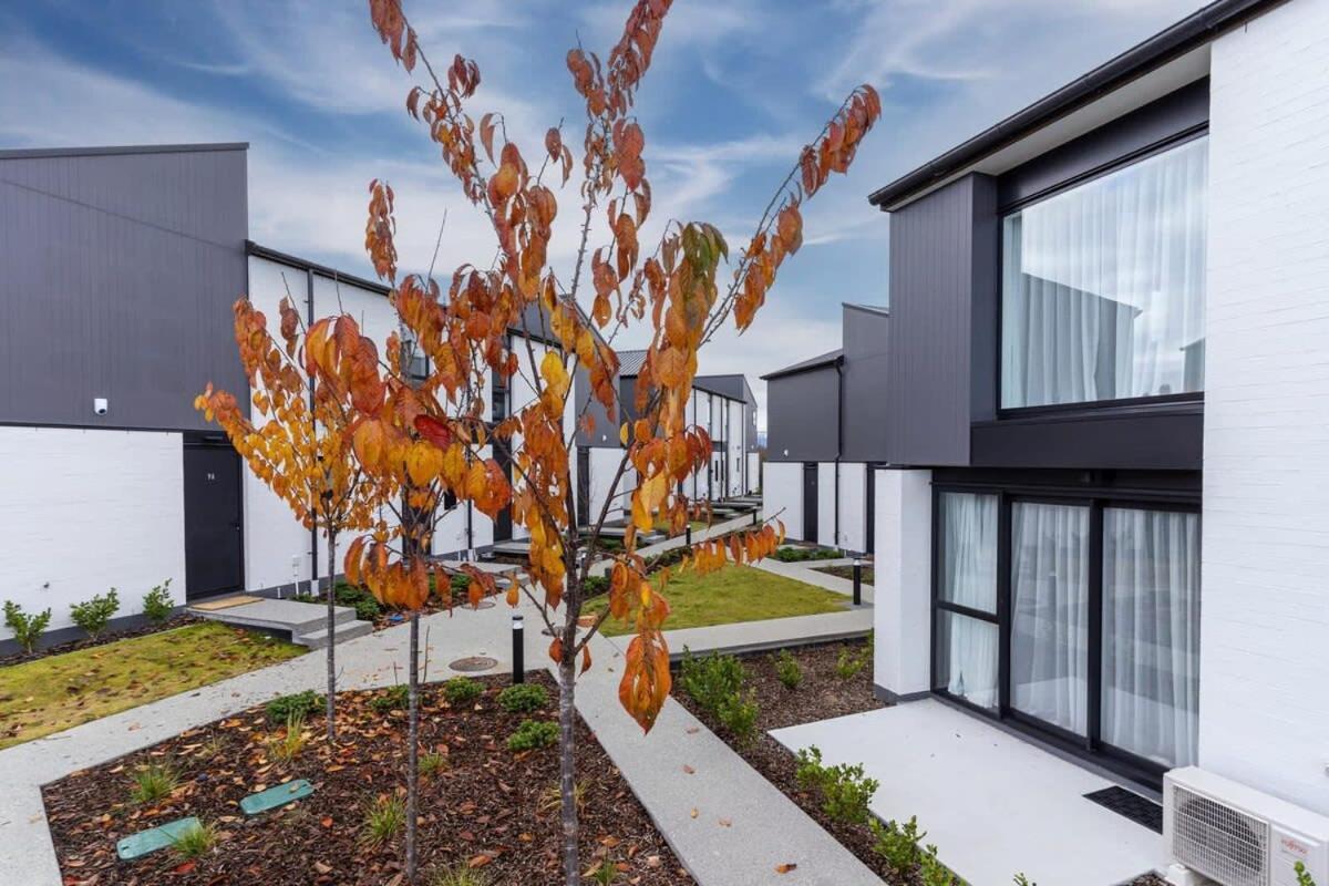 Alps And Lake Retreat Wanaka Albert Town 외부 사진