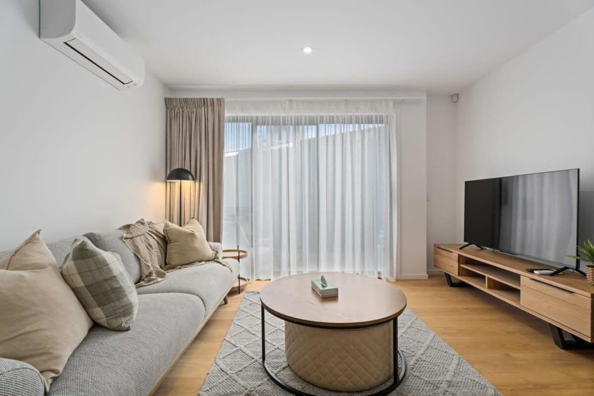 Alps And Lake Retreat Wanaka Albert Town 외부 사진