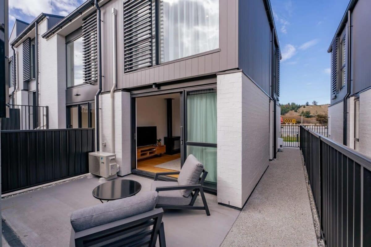 Alps And Lake Retreat Wanaka Albert Town 외부 사진